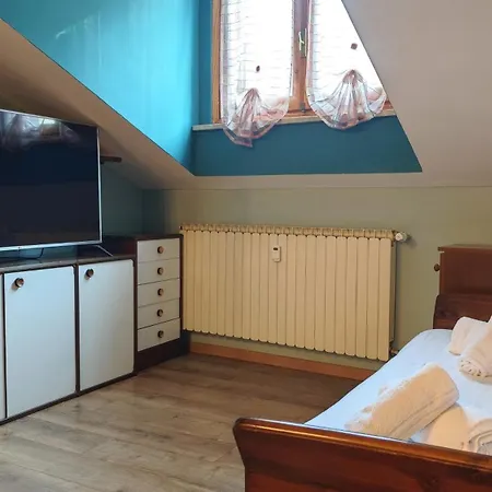 Hostdomus - Petit Bleu Apartment