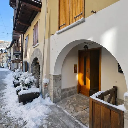 Διαμέρισμα Hostdomus - Petit Bleu Cesana Torinese